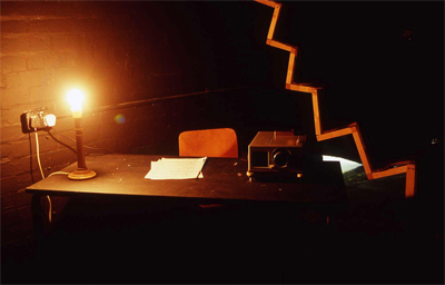 Siobhán Tattan: The Play: a meeting of the storytellers, 2004, slide projection with voice-over, found and assembled props; courtesy the artist